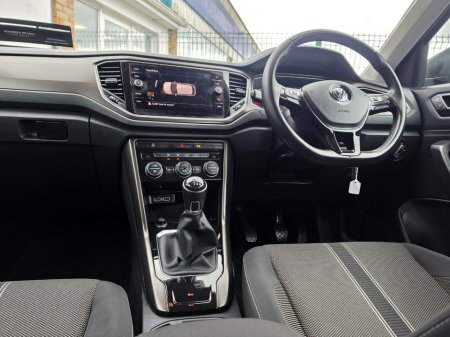 2018 Volkswagen T-Roc - thumbnail 11