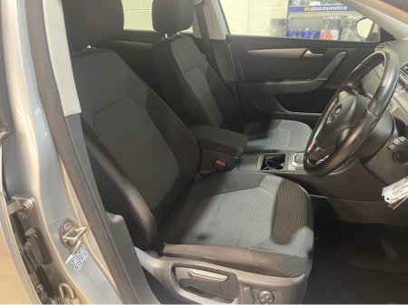 2011 Volkswagen Passat 1.4DSG Bluemotion Technology Trendline Variant €8,290 thumbnail