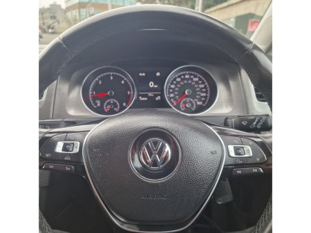 2013 Volkswagen Golf - thumbnail 12