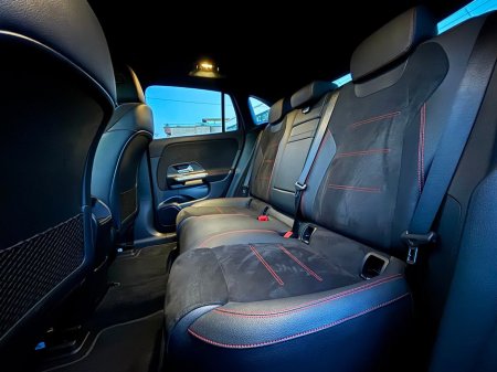 2024 Mercedes-Benz EQA 250+ AMG LINE EXECUTIVE FACELIFT MODEL €38,995 thumbnail