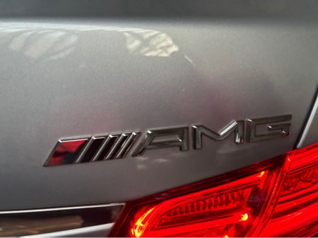 2016 Mercedes-Benz E Class - thumbnail 2