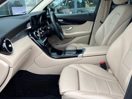 2020 Mercedes-Benz GLC Class 200d Auto [Beige Leather] €36,995 thumbnail