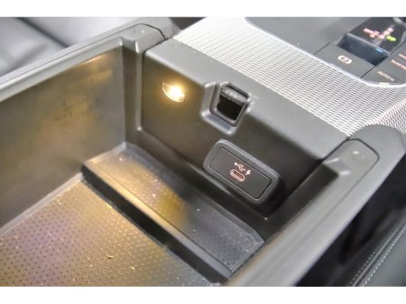 2021 BMW 3 Series - thumbnail 23