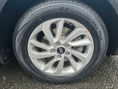 2016 Hyundai Tucson Premium 5DR €13,950 thumbnail