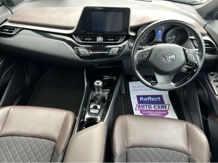2018 Toyota C-HR - view 4