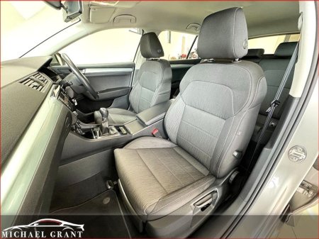 2018 Skoda Superb 1.6 TDI 120BHP STYLE ESTATE / IRISH CAR / FULL HISTORY €18,950 thumbnail