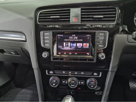 2013 Volkswagen Golf - thumbnail 13