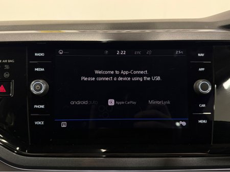 2018 Volkswagen Polo - thumbnail 17