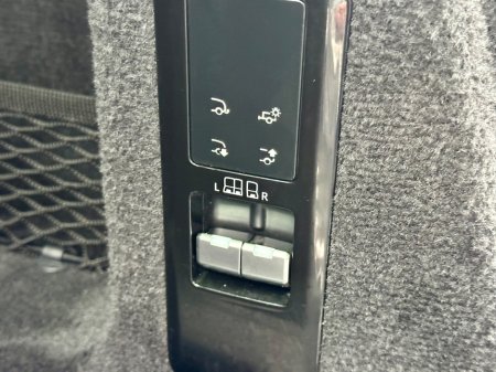 2023 Land Rover Range Rover Sport - thumbnail 24