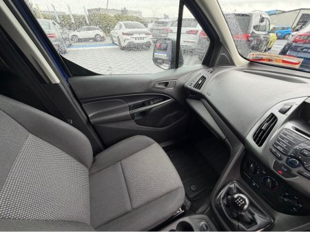 2017 Ford Transit Connect - thumbnail 22