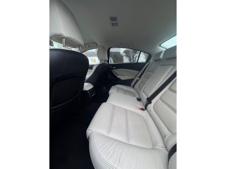 2018 Mazda Mazda6 2.2 D 150PS PLATINUM 4DR €12,800 thumbnail