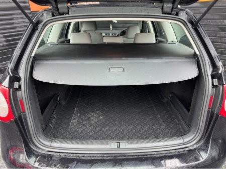 2006 Volkswagen Passat COMFORT 1.6 FSI ESTATE €2,995 thumbnail