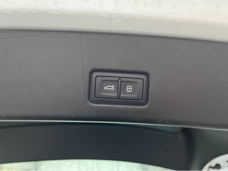 2023 Audi Q4 e-tron - thumbnail 8