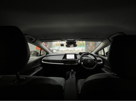 2025 Toyota Prius - thumbnail 12