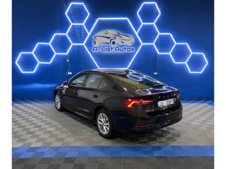 2021 Skoda Octavia - thumbnail 8
