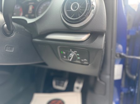 2015 Audi S3 - thumbnail 15