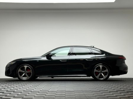 2025 Audi A6 EDITION 1 E HYBRID QUATTRO €74,990 thumbnail