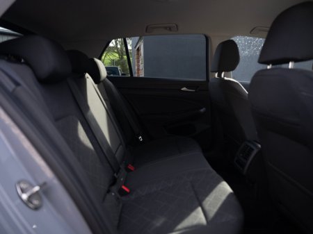 2022 Volkswagen Golf - thumbnail 15