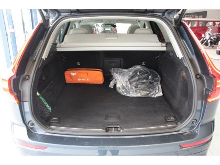 2021 Volvo XC60 T6 Inscription Expression €38,899 thumbnail