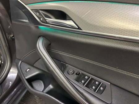 2018 BMW 5 Series - thumbnail 12