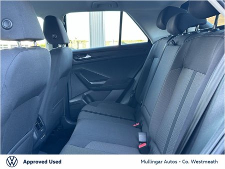 2023 Volkswagen T-Roc 2.0 TDI 116HP Life €28,950 thumbnail