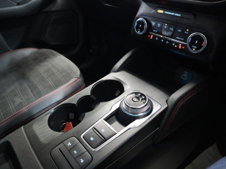 2023 Ford Kuga - thumbnail 27