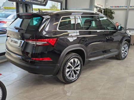 2023 Skoda Kodiaq - thumbnail 2