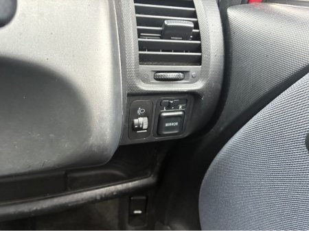 2006 Honda Jazz 1.2 SPORT 5DR S COOL €1,450 thumbnail