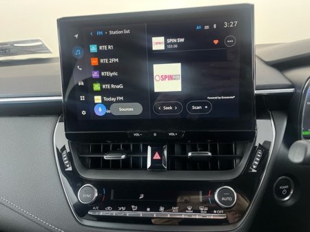 2025 Toyota Corolla HYBRID SOL T/S €36,950 thumbnail