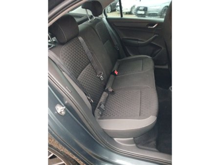 2017 Skoda Rapid 1.2TSI 110HP SPORT €8,995 thumbnail