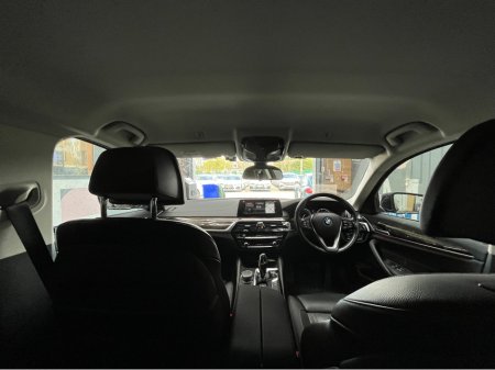 2018 BMW 5 Series - thumbnail 19