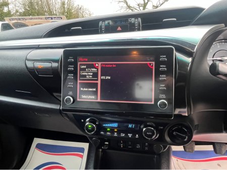 2021 Toyota Hilux - thumbnail 17