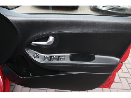 2017 Kia Picanto - thumbnail 10