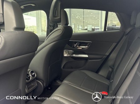 2025 Mercedes-Benz GLC Class - thumbnail 6