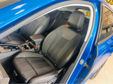 2024 Opel Grandland Huge Spec HYBRID As New Elegance Plus Heated Seats Heated Steering Wheel Fully Colour Coaded www.bolands.ie Est.1955 €32,950 thumbnail