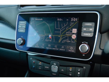 2019 Nissan Leaf Leaf SV Premium 40 kWh €13,699 thumbnail