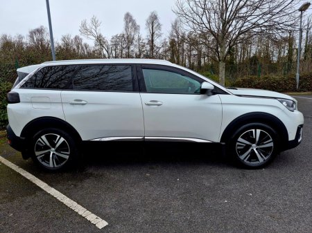 2019 Peugeot 5008 - thumbnail 9