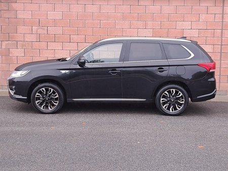 2015 Mitsubishi Outlander 4 Wheel Drive Intense Plus Model Plug in Hybrid. €13,950