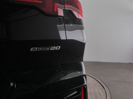 2025 BMW iX2 - thumbnail 25