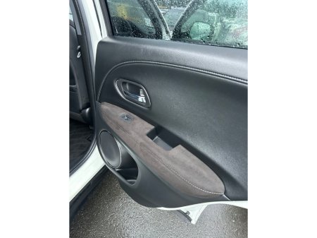 2017 Honda Vezel  €16,960 thumbnail