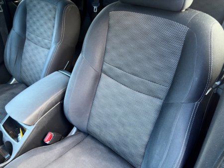 2015 Nissan Qashqai - thumbnail 15