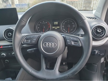 2023 Audi Q2 35 TFSI S-TRONIC 150HP SE 4DR AUTO €32,995 thumbnail