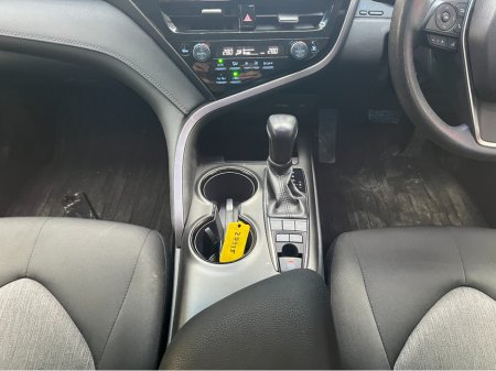 2022 Toyota Camry - thumbnail 19