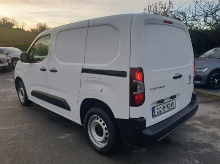 2021 Peugeot Partner  €12,000