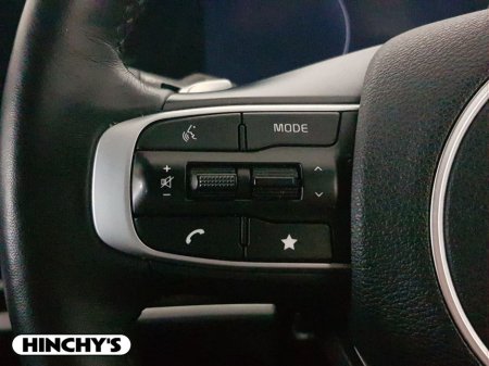 2024 Kia Sportage Anniversary Edition Plug-in Hybrid €38,900 thumbnail