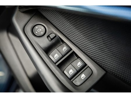 2022 BMW 1 Series - thumbnail 37