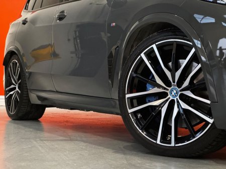 2025 BMW X5 - thumbnail 6