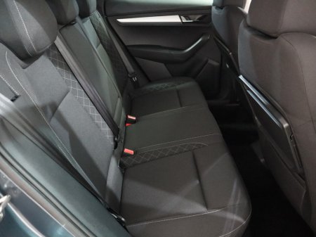 2019 Skoda Karoq *12* SE SCR 5DR 150PS 2.0 €18,750 thumbnail