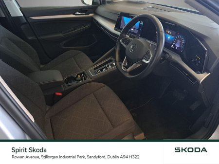 2023 Volkswagen Golf Life 1.0TSI 110bhp DSG M-HEV €26,950 thumbnail