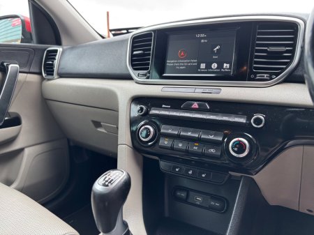 2019 Kia Sportage - thumbnail 13